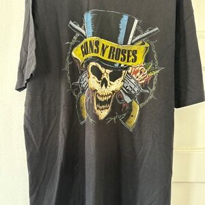 Guns N’ Roses Top Hat Skull Tee
